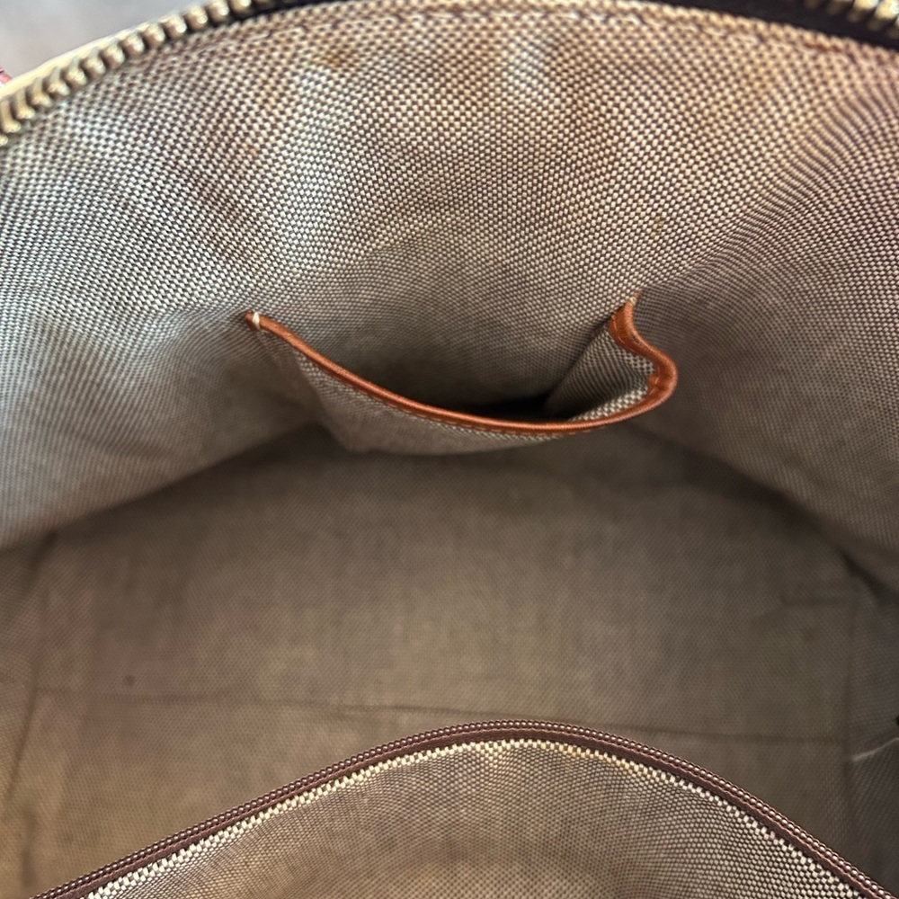 Dooney & Bourke White and Brown Florentine Vacchetta leather - Picture 10 of 13
